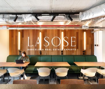 Studio 26m² with terrace to rent in El Poblenou, Barcelona - Photo 4