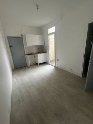 Location appartement 2 pièces 45 m² à Pont-de-l'Arche (27340) - Photo 1