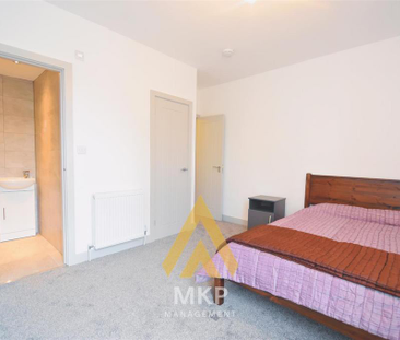 7 bedroom terraced house to rent - Photo 5