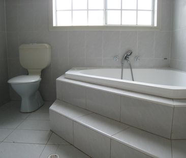 5 Unwin Street, Earlwood NSW 2206 - House For Rent | Domain - Photo 2