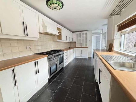 Crown Street, Crumlin, NP11 - Photo 4