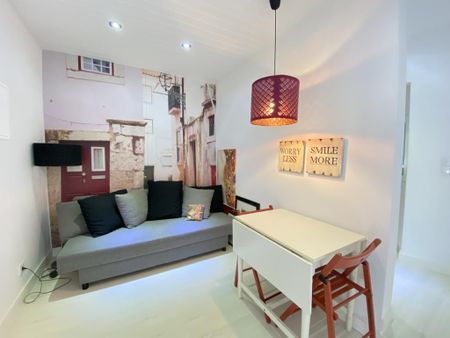 1 Bedroom Apartment with a view, Praça da Alegria, Lisboa - Photo 2
