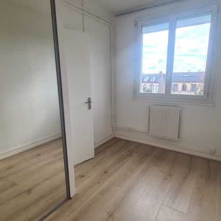 Location Appartement 3 Pièces 56 m² - Photo 1