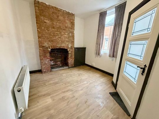 2 bedroom terraced house to rent - Photo 1