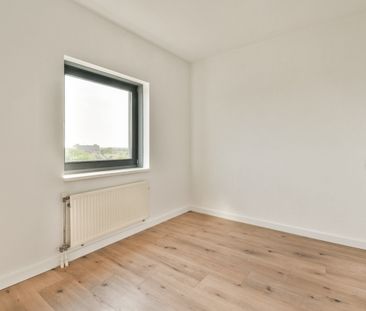 Te huur: Appartement Zonnebaarsstraat 90 in Hoogvliet Rotterdam - Foto 4