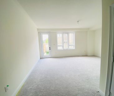 For Lease - 255 Tennant Circle, Vaughan, Ontario - Photo 1