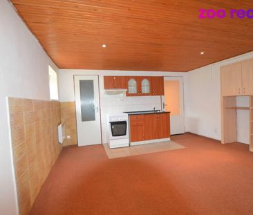 Pronájem bytu 1+1 40 m², Chomutov - Fotografie 1