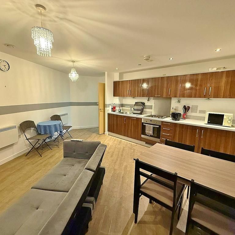 2 bedroom apartment to rent - Photo 1