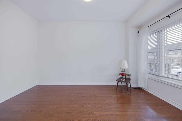 For Lease - 12 Deneb Street, Barrie, Ontario - Photo 1