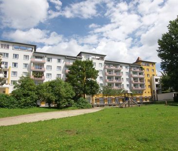 Lichtdurchflutete & barrierearme 2-Zimmer-Wohnung mit Aufzug und Fe... - Photo 1