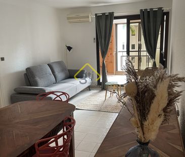 Location Appartement 2 pièces 65m² ST DENIS 97400 - Photo 1