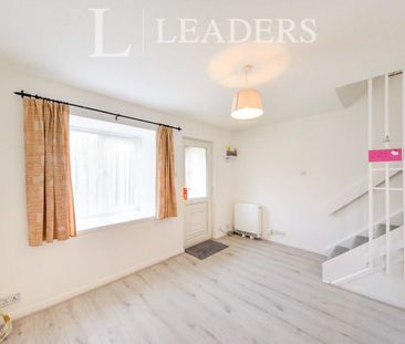 1 bedroom end of terrace to rent Harness Way - Photo 3
