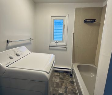 3 Et 1/2 - 1 Chambre - Photo 1