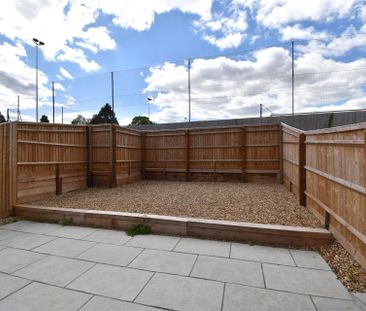 1 bedroom sharedAccommodation in Robins Cottages, Bracknell - Photo 4