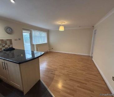 2 bedroom property to rent in Prescot - Photo 3