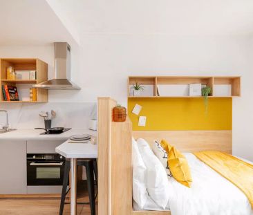 Studio Silver - Photo 6