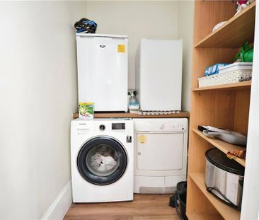 1 bedroom in a house share to rent - Photo 5