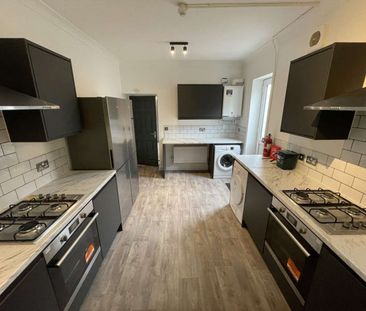 A Popular House Share share for Rent in Mount Pleasant, Swansea Room 3 - Photo 1