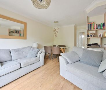 2 bedroom semi-detached house to rent - Photo 2