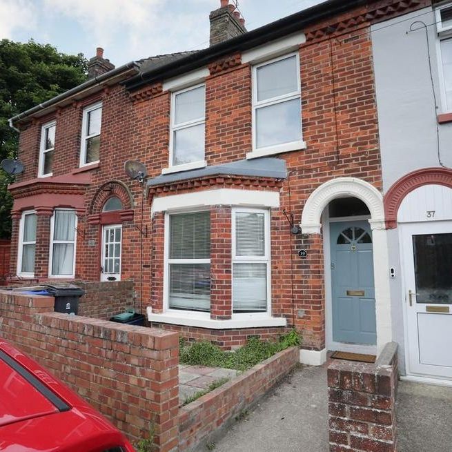 3 bedroom terraced house to rent - Photo 1