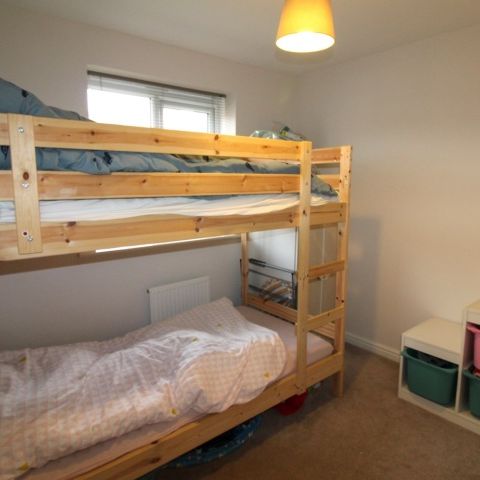 Station View, Morley, LS27 - Photo 1