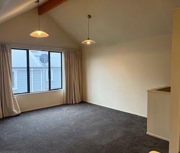 Walk to the Mount - Photo 2