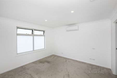 2/115 Park Crescent, Williamstown North - Photo 4