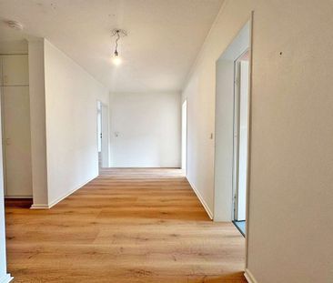 Neustadt / Großzügige 2-Zimmer-Dachgeschosswohnung mit Loggia - Photo 1