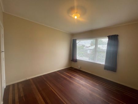 2/212 Shirley Road, Papatoetoe, Auckland - Photo 3