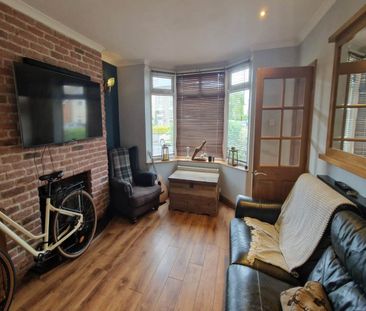 Park Hill, Awsworth - Photo 2