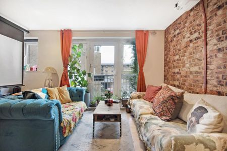 2 bedroom flat to rent - Photo 2