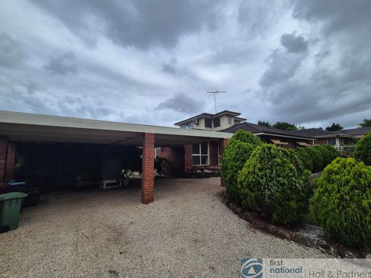 27 Maramba Drive, Narre Warren - Photo 1