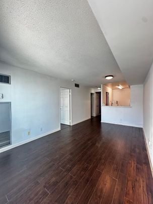 For Lease - 18 Lee Centre Drive Unit# 1605, Toronto, Ontario - Photo 1