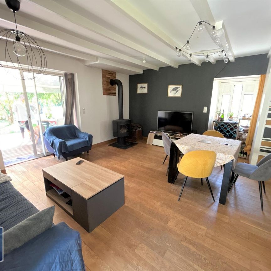 Location Maison 3 pièces 62m² ST LEONARD DE NOBLAT 87400 - Photo 1