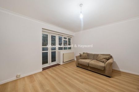 4 bedroom flat to rent - Photo 3