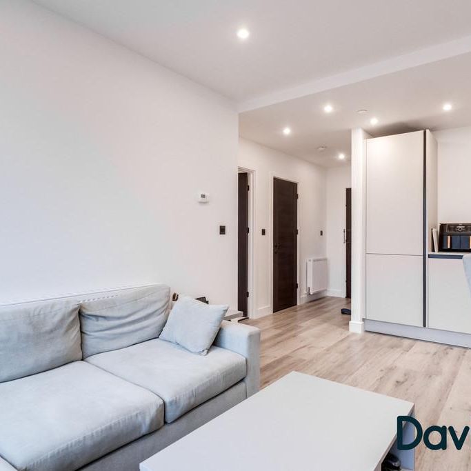 1 bedroom flat to rent - Photo 1