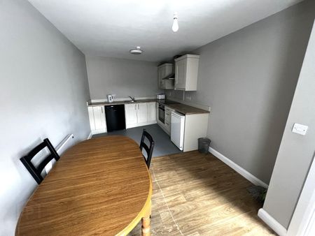 40a Main Street - Photo 3