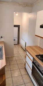 3 bedroom house share to rent - Photo 3