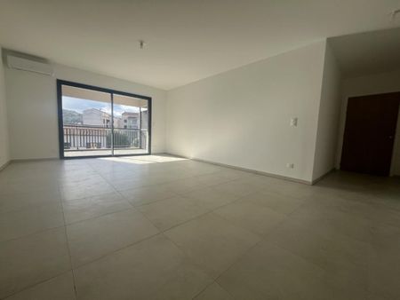 Location appartement à Penta di casinca - Photo 2