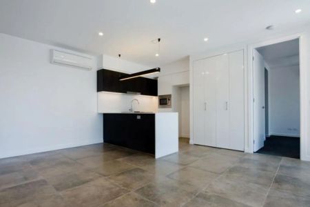 Stunning Modern Unit in Great Location - Photo 3