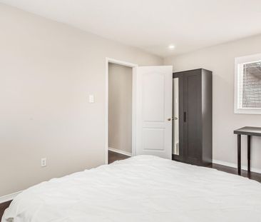 For Lease - 3949 Tacc Drive Unit# Main House, Mississauga, Ontario - Photo 2