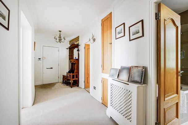 3 Bedroom Flat To Let - Photo 1