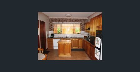 Convenient Living in the Heart of Park Ridge - Photo 3