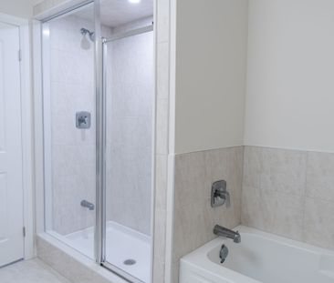 For Lease - 660 Colborne St. West Street Unit# 17, Brantford, Ontario - Photo 3