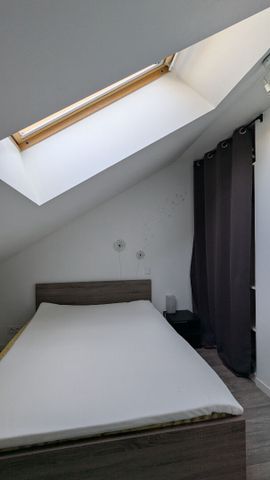 APPARTEMENT T2 MEUBLE 24.94M² (42,58m² au sol) - ANCENIS SAINT GEREON - Photo 2