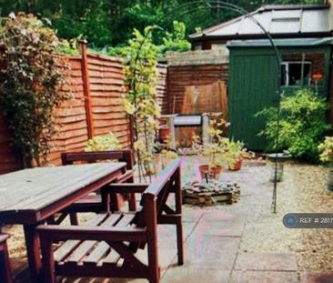 2 bedroom terraced house to rent - Photo 3