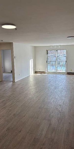 Pointe aux Trembles - Beau et Grand 4 1/2 - Photo 1