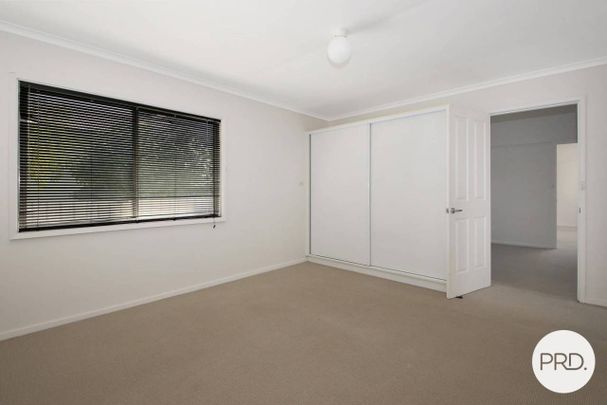 THREE BEDROOM HOME! - Photo 1