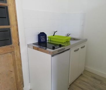 Location Appartement 1 pièce 18m² POITIERS 86000 - Photo 3