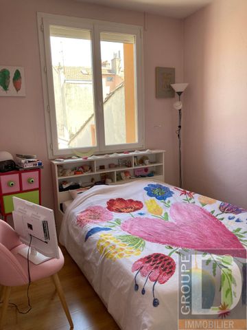 Location Appartement 5 pièces 102m² VALENCE 26000 - Photo 4